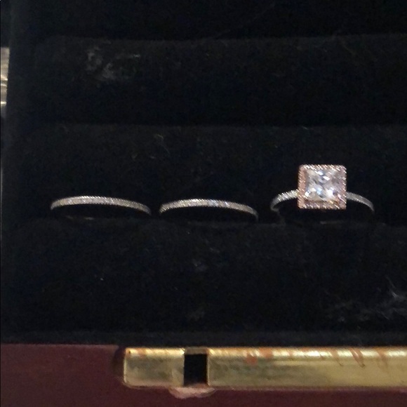 COPY - Simon G Wedding set - Picture 4 of 8